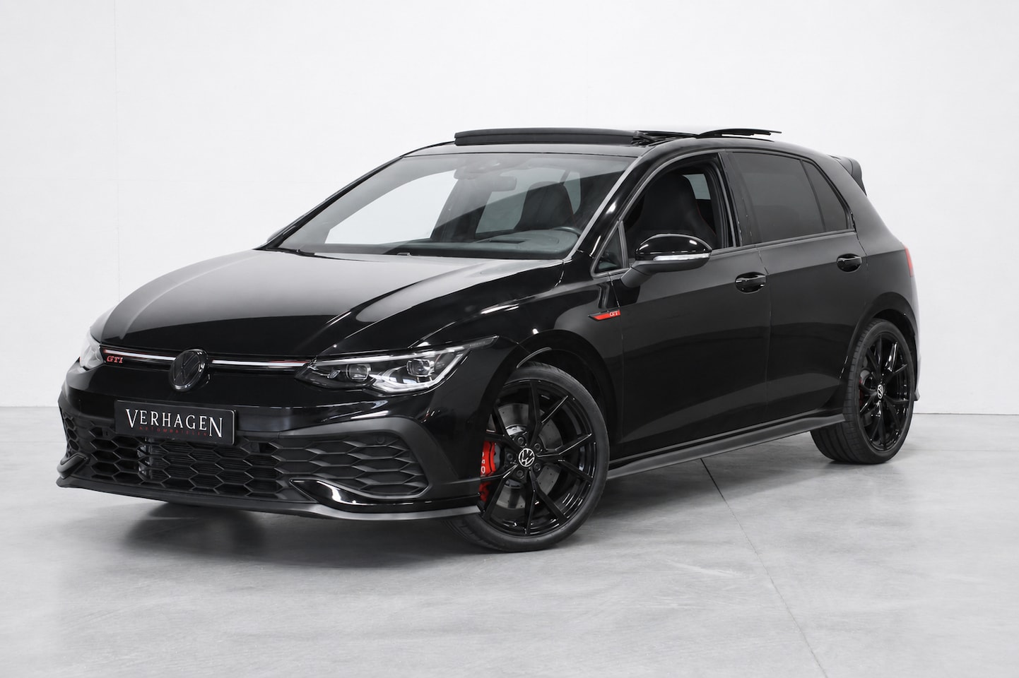 Volkswagen Golf - GTI Clubsport 2.0 TSI Pano Harman Kardon Head up IQ - AutoWereld.nl