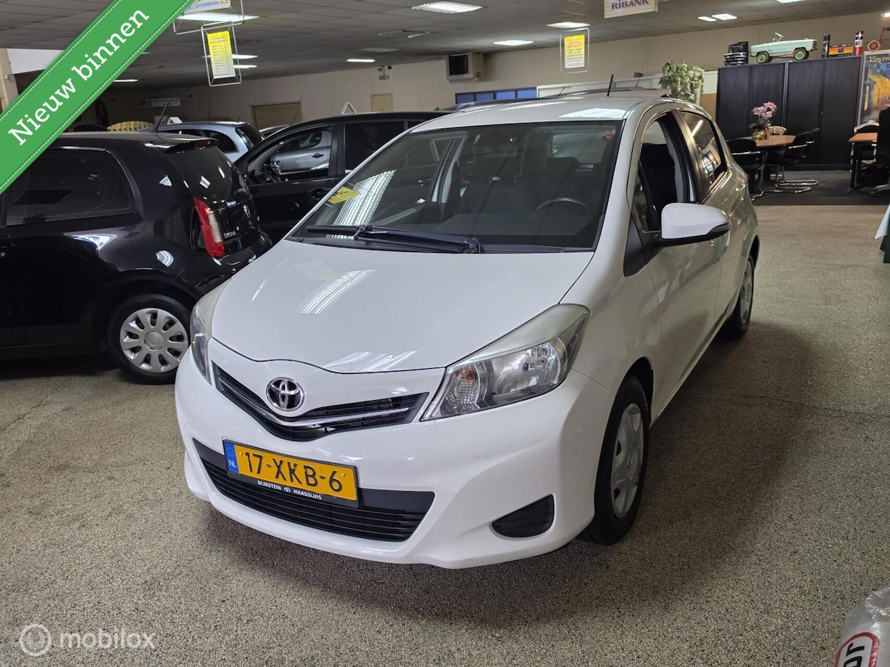 Toyota Yaris - 1.0 VVT-i Aspiration 1.0 VVT-i Aspiration - AutoWereld.nl