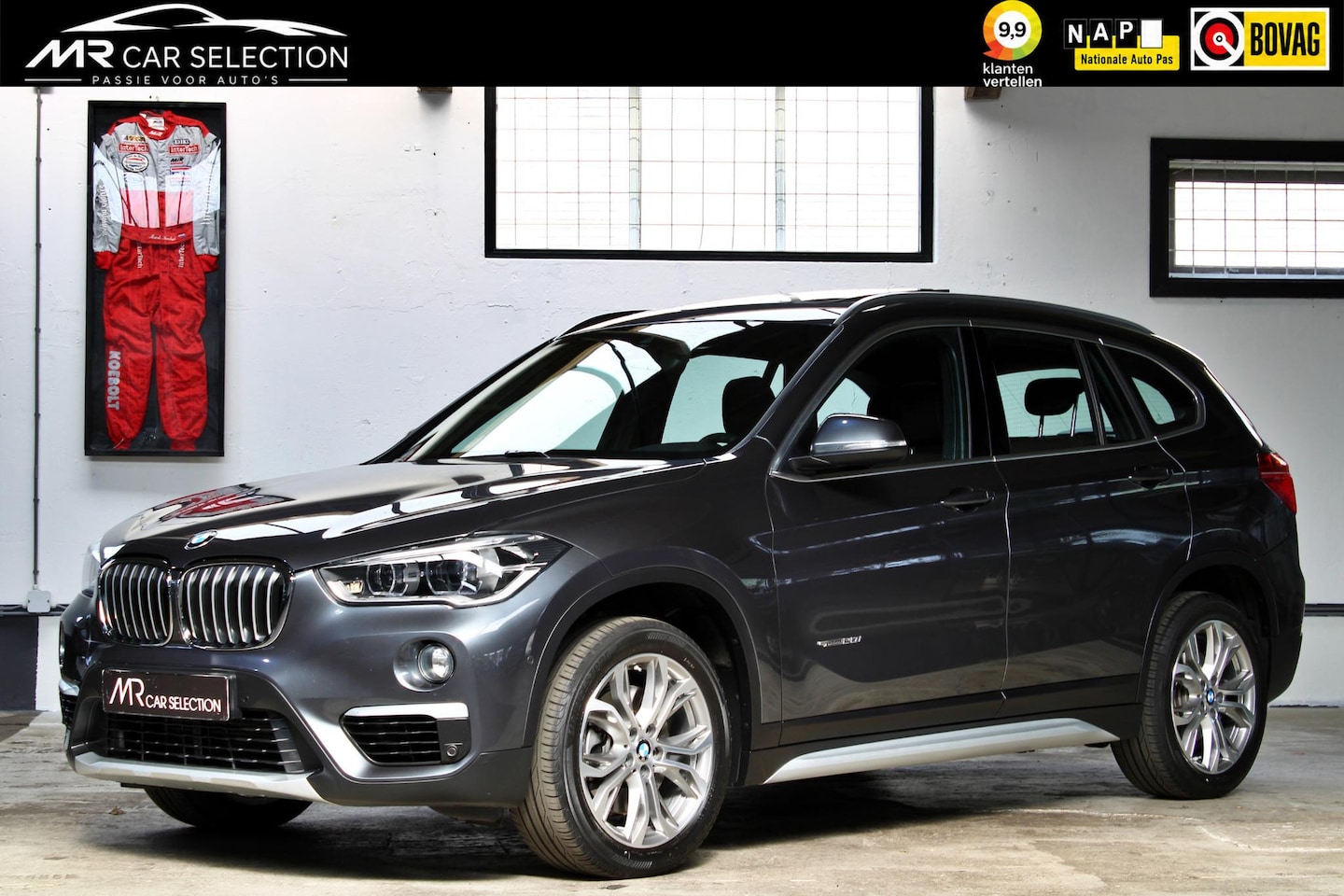 BMW X1 - sDrive20i High Executive xLine | Panoramadak | LED | Leder | HUD | NL geleverd - AutoWereld.nl