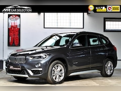 BMW X1 - sDrive20i High Executive xLine | Panoramadak | LED | Leder | HUD | NL geleverd
