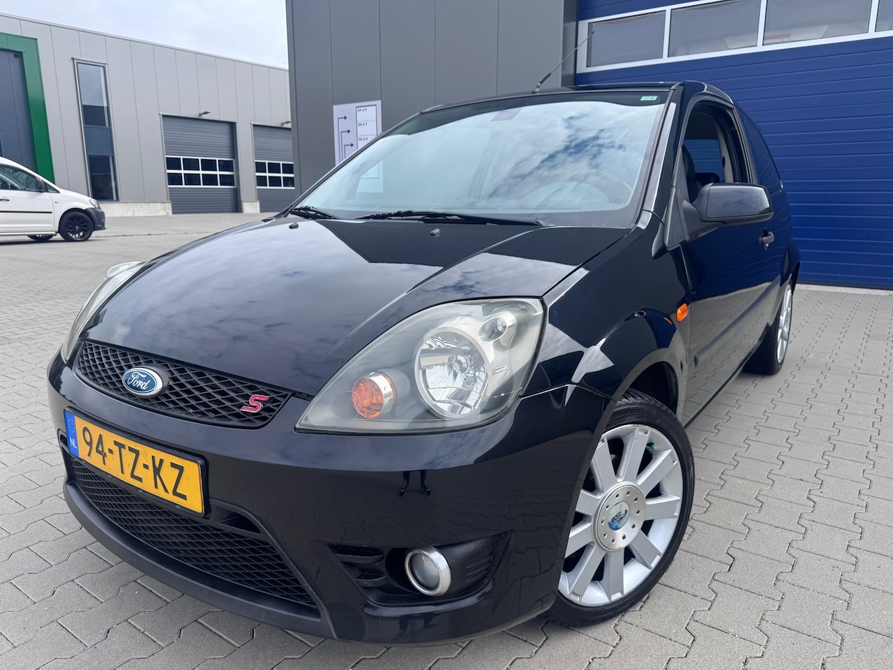 Ford Fiesta - 1.6-16V Rally Edition|101Pk||Airco|Nieuwe apk!! - AutoWereld.nl