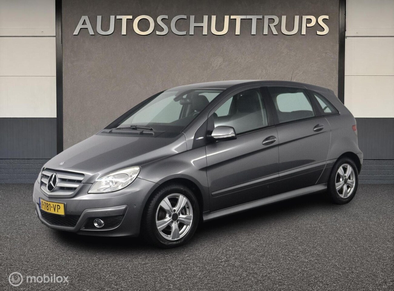 Mercedes-Benz B-klasse - 180 BlueEFFICIENCY STOELVERW. / HALF LEDER / PDC / TR.HAAK / - AutoWereld.nl