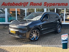 Lynk & Co 01 - 1.5 | Pano | Keyless | Panorama dak | Apple Carplay | Sfeerverlichting