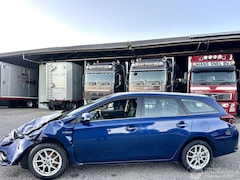 Toyota Auris Touring Sports - 1.8 Hybrid 99pk aut Aspiration - nap - clima - cruise - navi - camera - aux - usb - faceli