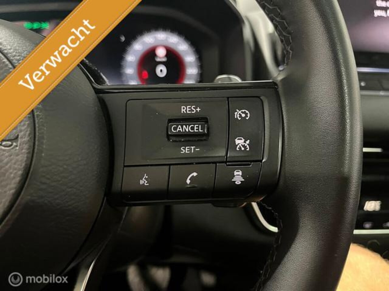 Nissan Qashqai - 1.3 MHEV Premiere Edition *NL, 1e EIG, TRKHK, RIJKLAARPRIJS!*