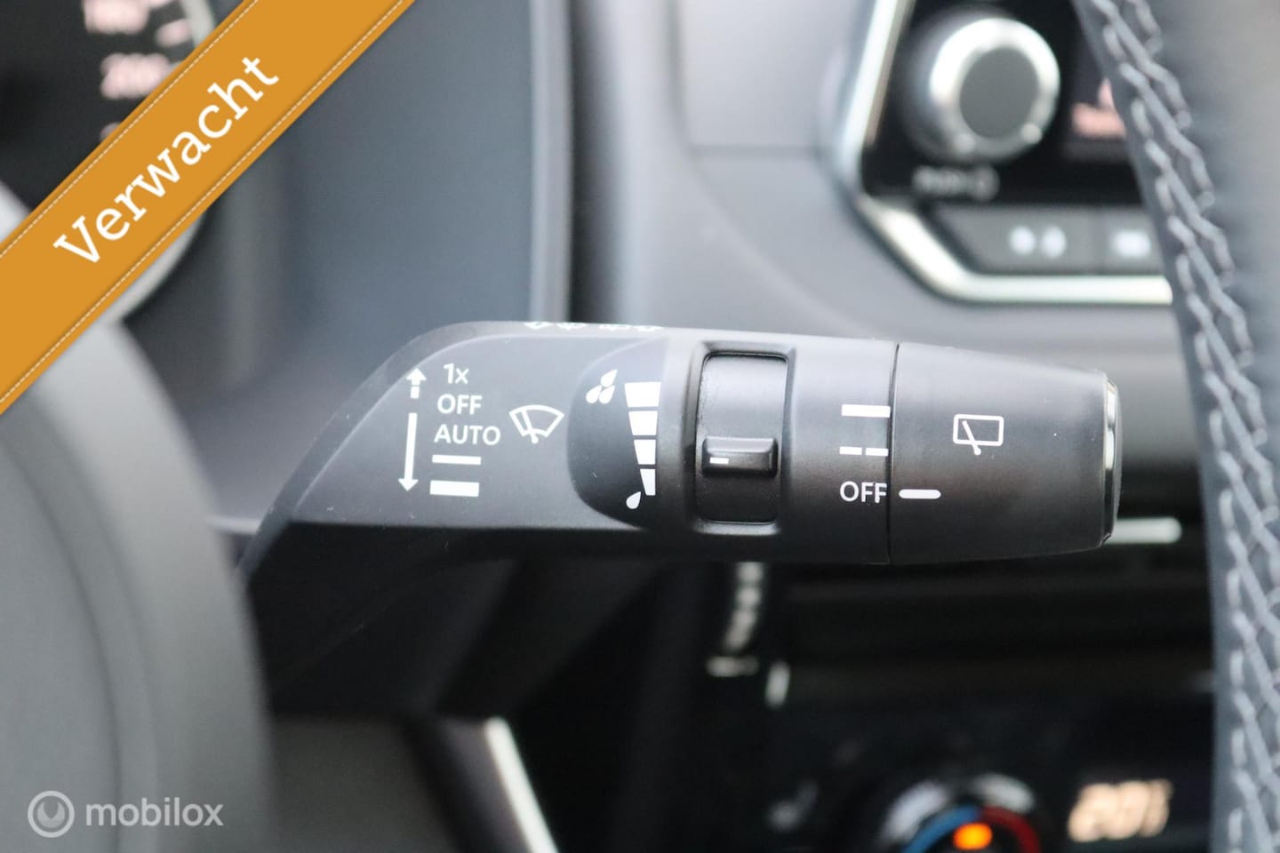 Nissan Qashqai - 1.3 MHEV Premiere Edition *NL, 1e EIG, TRKHK, RIJKLAARPRIJS!*