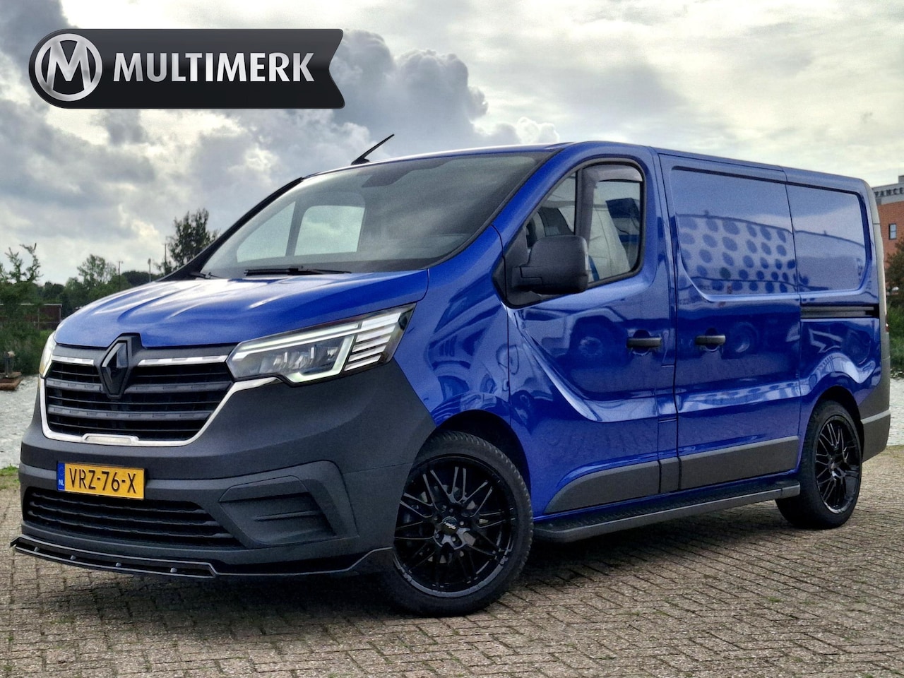Renault Trafic - 2.0 dCi 150PK MARGE | CARPLAY | 2x SCHUIFD. | LAADRUIMTE BEKLEED | LMV | LED | STEPS - AutoWereld.nl
