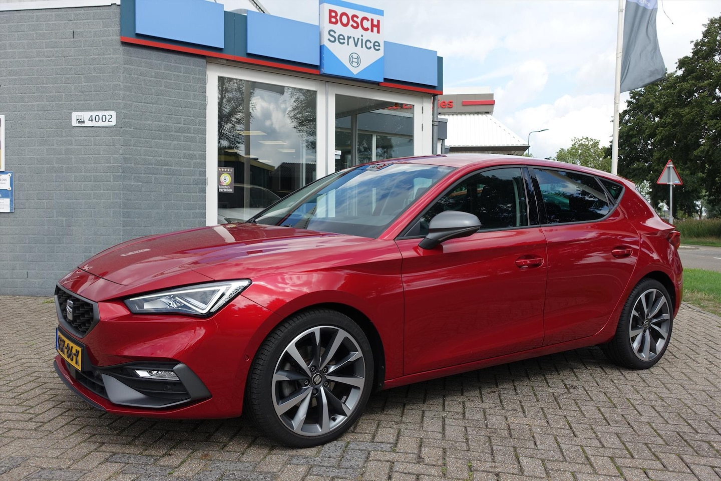 SEAT Leon - 1.5 eTSI 150pk DSG-7 FR Business Intense | CAMERA | LED | CARPLAY | ZEER NETTE AUTO - AutoWereld.nl