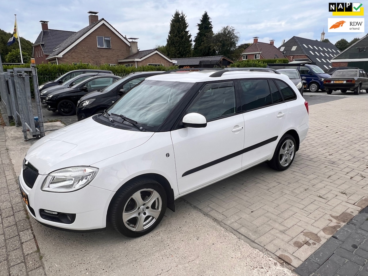 Skoda Fabia Combi - 1.4-16V Tour 1.4-16V Tour nieuwe APK - AutoWereld.nl