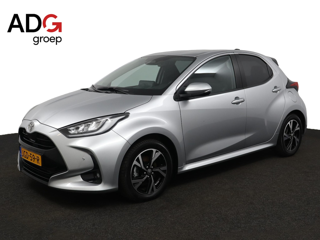 Toyota Yaris - 1.5 Hybrid 115 Dynamic | Comfort Pack | Stoel / Stuurverwarming | Dodehoekdetectie | Park - AutoWereld.nl