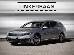 Volkswagen Passat Variant - GTE | Panorama | Trekhaak | Leder | Ergoactive | IQ Lights |