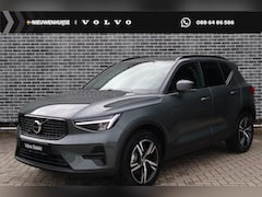 Volvo XC40 - 2.0 B4 Plus Dark | Trekhaak | Harman Kardon Audio | Achteruitrijcamera | Parkeersensoren |