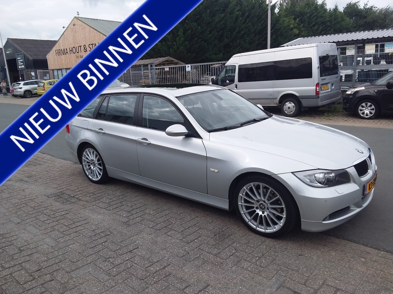 BMW 3-serie Touring - 318i Business Line 318i Business Line - AutoWereld.nl