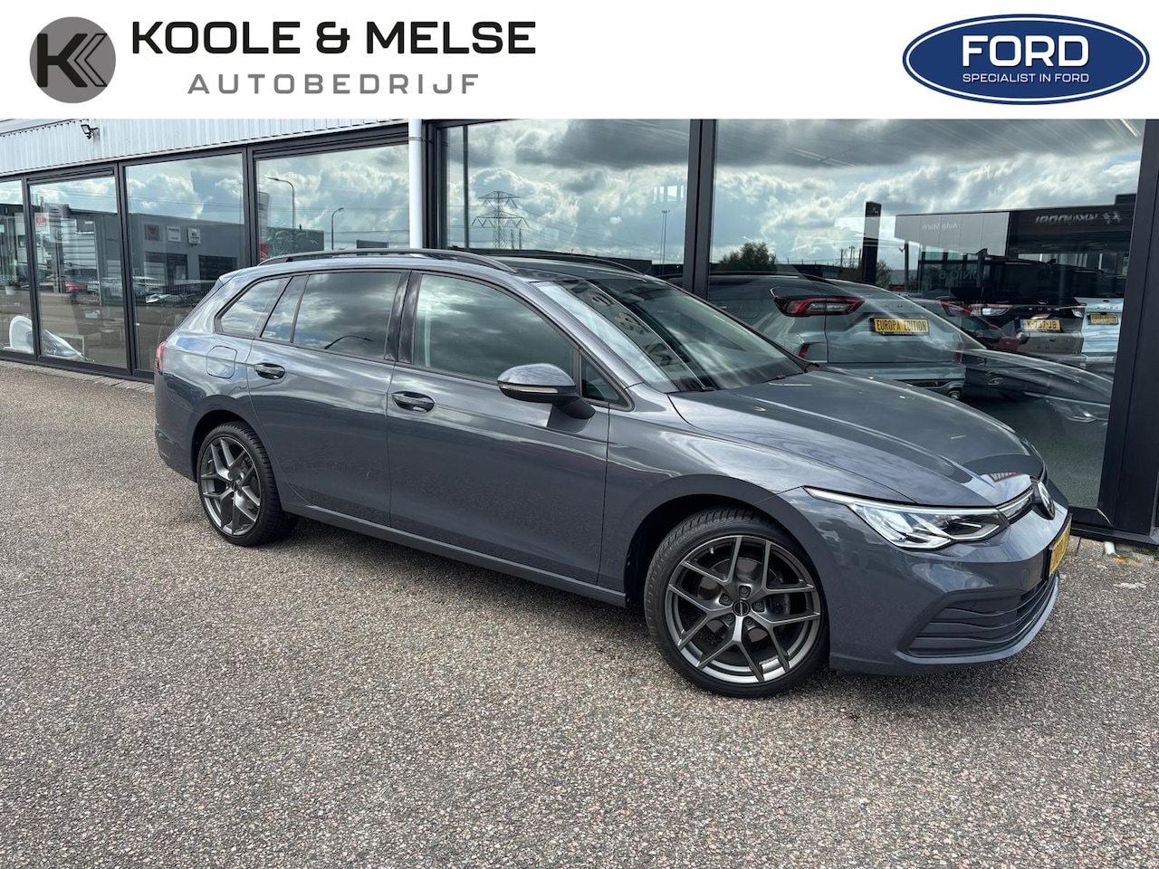 Volkswagen Golf Variant - TSI 110pk Life, elektrische trekhaak, carplay - AutoWereld.nl