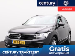 Volkswagen Tiguan - 1.4 TSI eHybrid Life Automaat - Navigatie - Camera - Clima