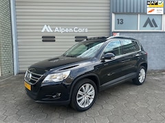 Volkswagen Tiguan - 1.4 TSI Sport&Style Eerste eigenaar / Pano / Navi / Cruise controle / PDC