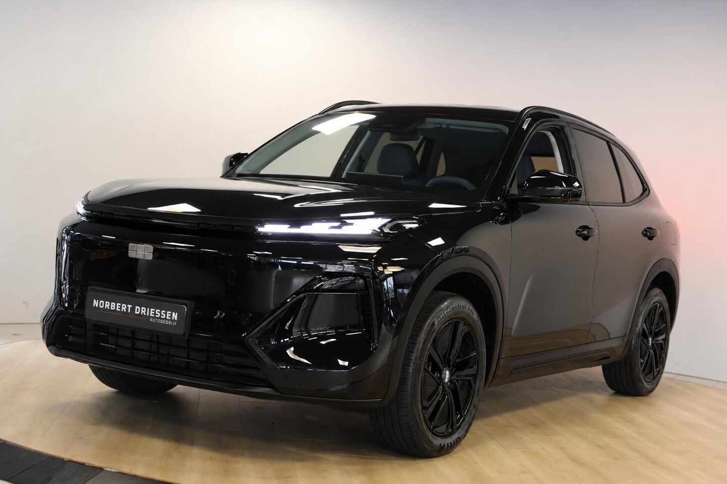 Geely Starray EM-i - 1.5 Pro | Medium Range 18,4 kWh | WLTP 83 km EV | Black Edition - AutoWereld.nl