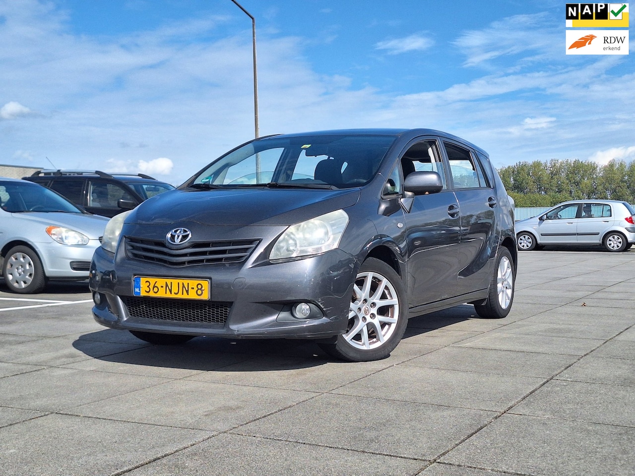 Toyota Verso - € 5850,-1.6 VVT-i Business Navi+Trekhaak+Airco+Cruise - AutoWereld.nl