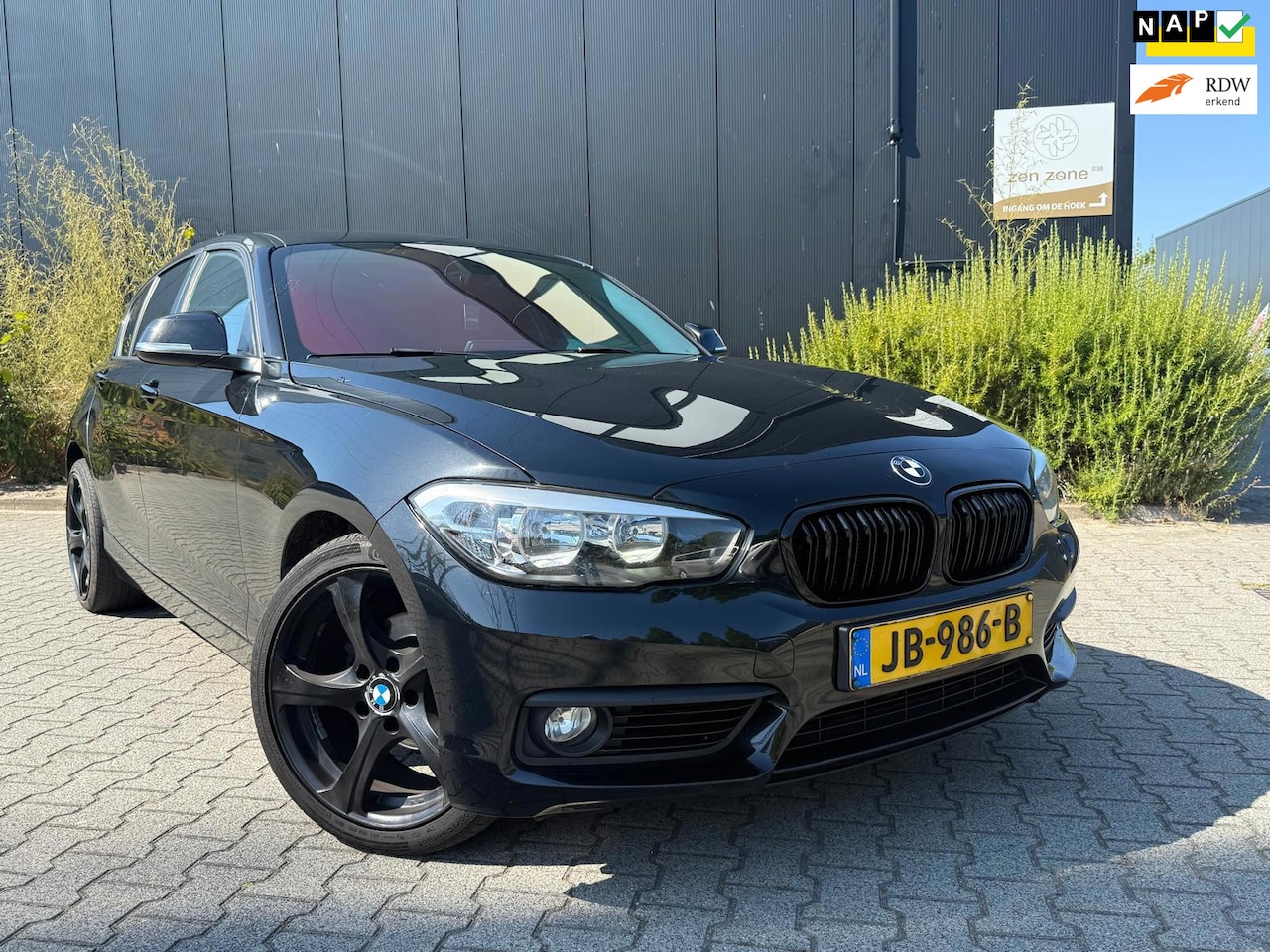 BMW 1-serie - 118i EDE Corporate Lease Essential 118i EDE Corporate Lease Essential - AutoWereld.nl