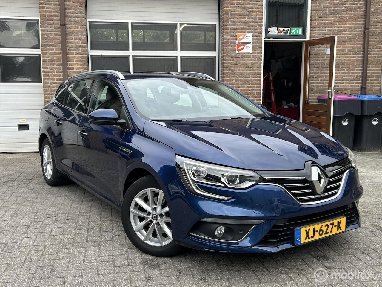 Renault Mégane Estate - 1.5 dCi Intens | Clima | Trekhaak | - AutoWereld.nl