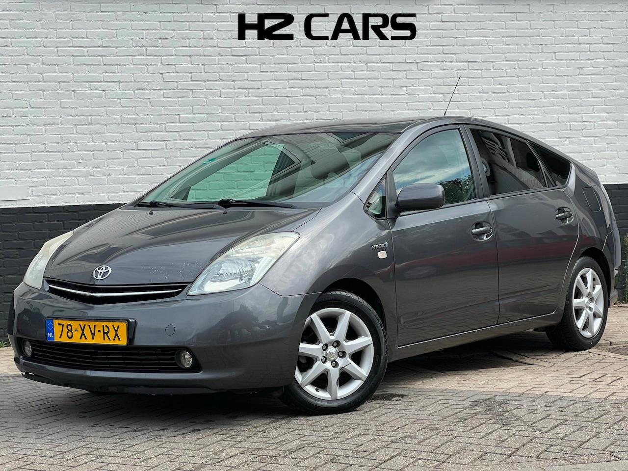 Toyota Prius - 1.5 VVT-i Tech Edition|Trekhaak|Camera|Clima|Cruise - AutoWereld.nl