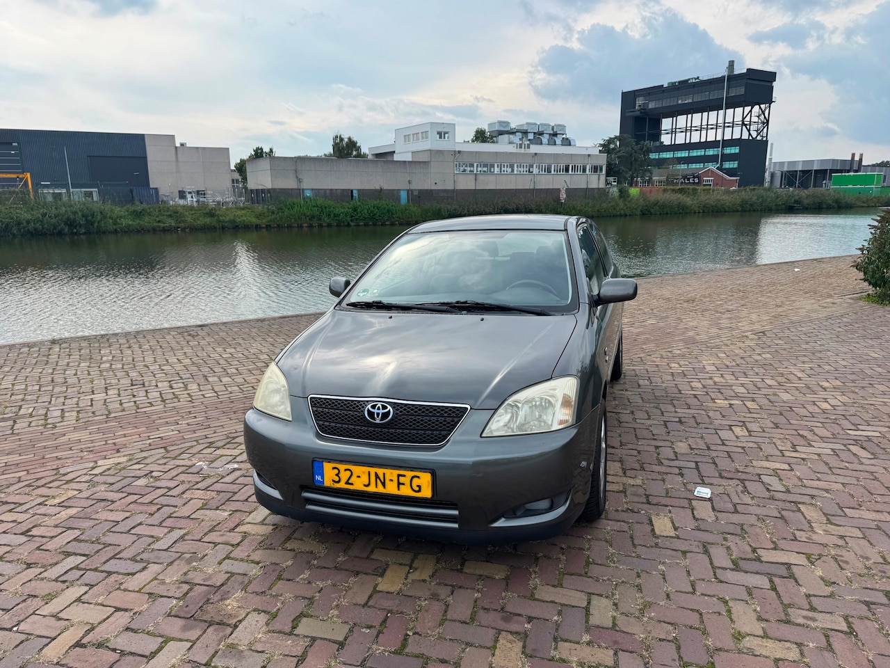 Toyota Corolla - 1.6 VVT-i Linea Sol 1.6 VVT-i Linea Sol - AutoWereld.nl