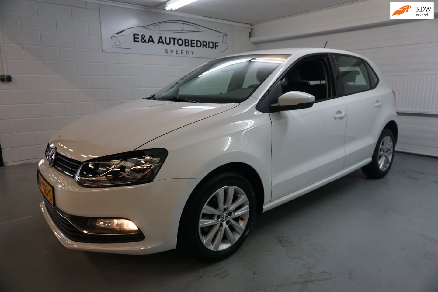 Volkswagen Polo - 1.2 TSI Comfortline Business / AIRCO / ONDERHOUD BOEKJES - AutoWereld.nl