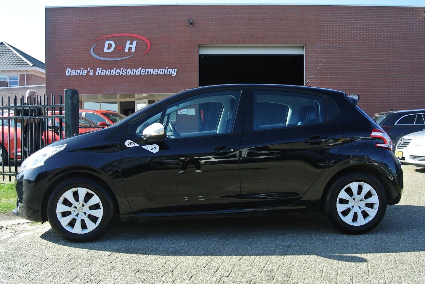 Peugeot 208 - 1.0 VTi LIKE airco inruil mogelijk nap lees tekst - AutoWereld.nl