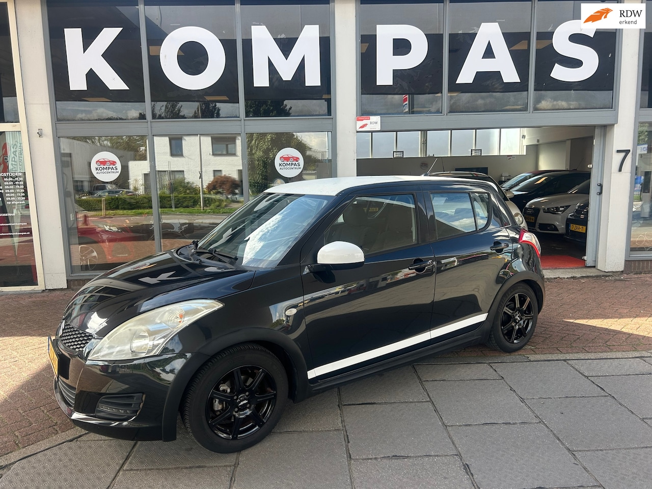 Suzuki Swift - 1.2 Comfort EASSS |STOELVERW.|AIRCO|5DEURS|Nw.APK|LM.VELGEN|MULTIF.STUUR|USB|EL.RAMEN - AutoWereld.nl