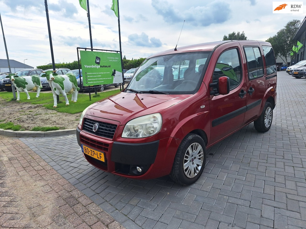 Fiat Doblò - 1.4 Family / 7- persoons / APK april 2027 - AutoWereld.nl