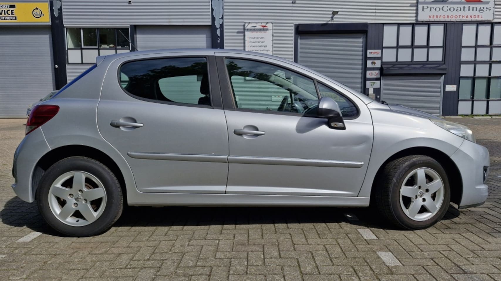 Peugeot 207 - 1.4 VTi Blue Lease 1.4 VTi Blue Lease
