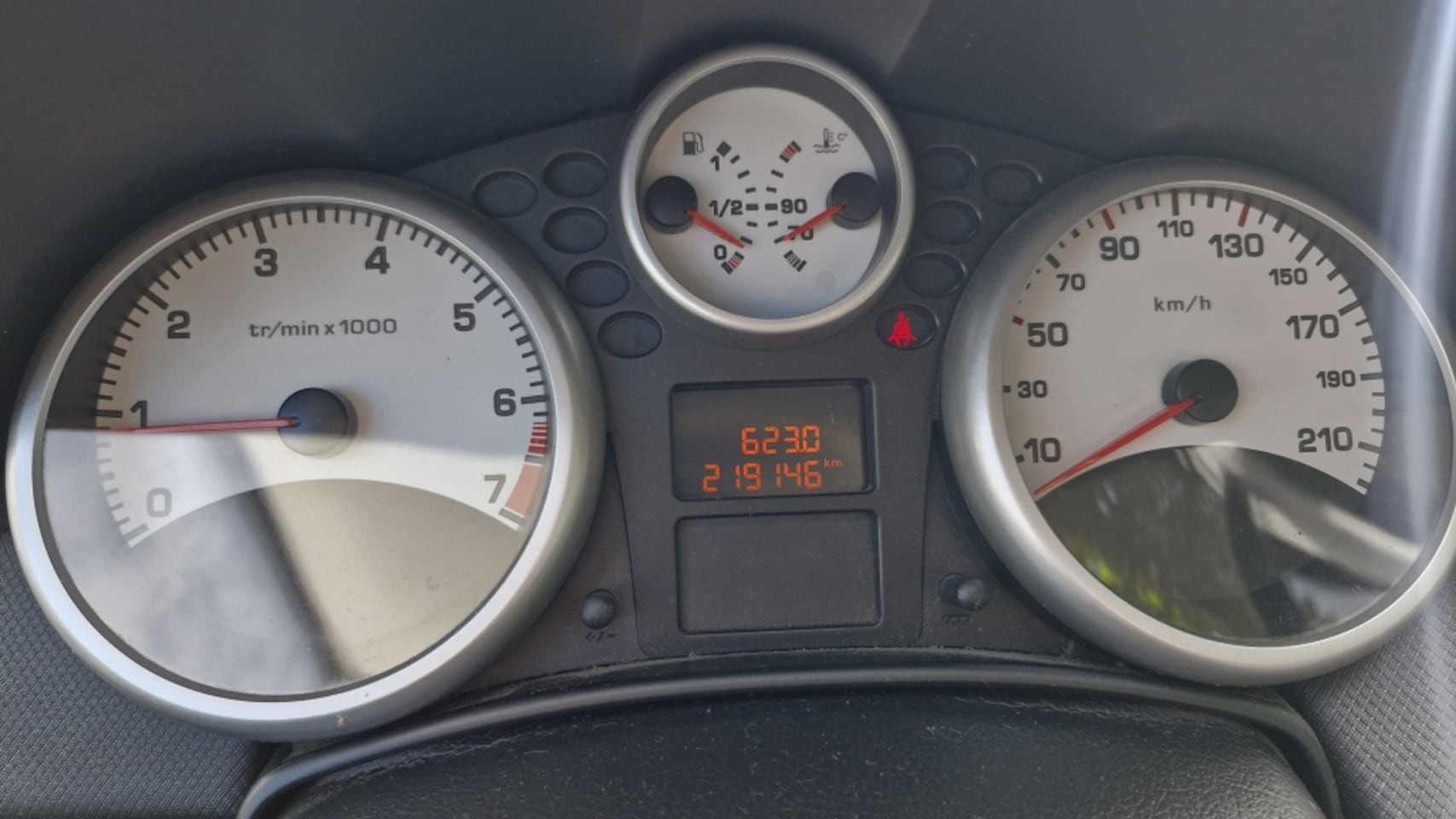Peugeot 207 - 1.4 VTi Blue Lease 1.4 VTi Blue Lease