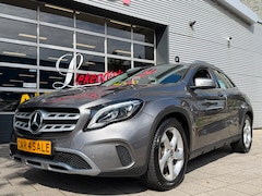 Mercedes-Benz GLA-Klasse - 180 Urban Sport - Navigatie I Airco I 1/2 Leder Sport interieur & Velgen I LED I Camera