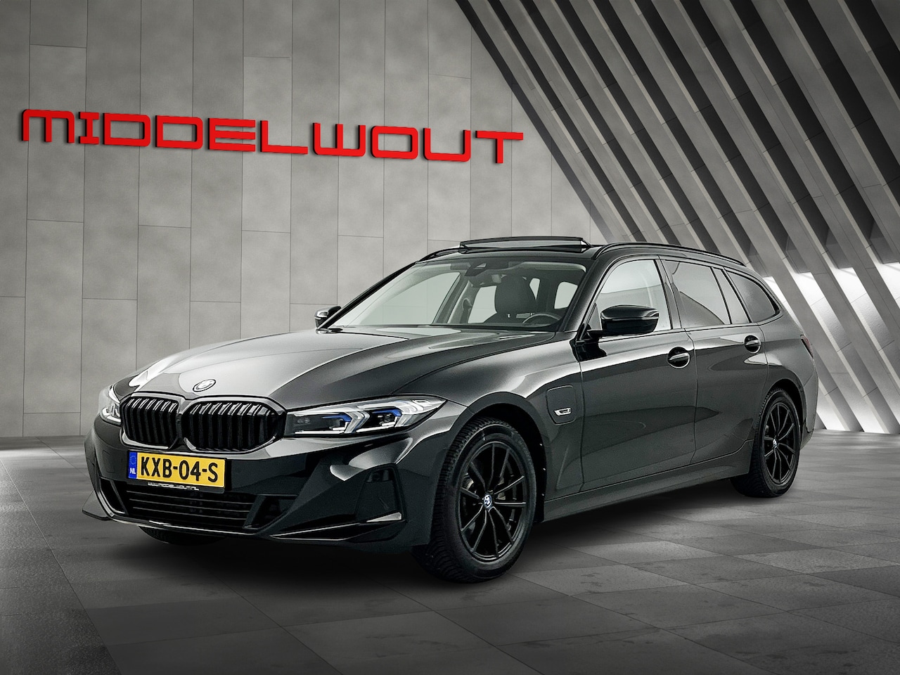 BMW 3-serie Touring - 320e Shadow line/Head up/Panodak/Cruise control - AutoWereld.nl