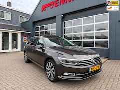Volkswagen Passat Variant - 1.4 TSI ACT Highline Business R / Pano / Massage / Camera / Sportleder / Trekhaak / Zeer m