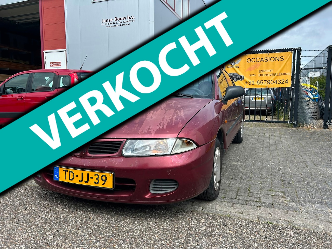 Mitsubishi Carisma - 1.6 GL Ijskoude airco!/BT/Stuurbekrachtiging/Centrale Vergrendeling - AutoWereld.nl