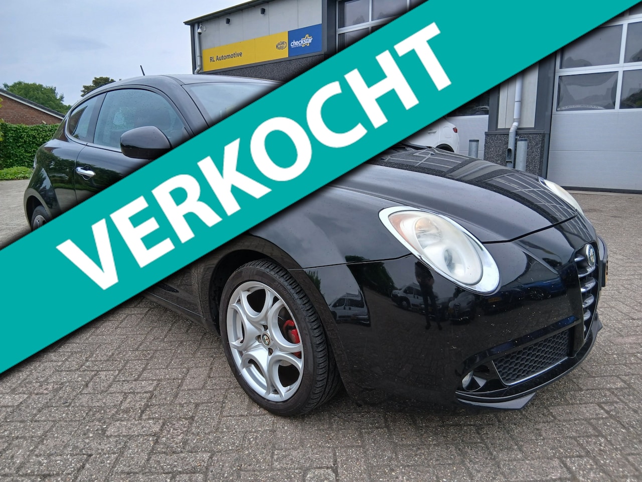 Alfa Romeo MiTo - 1.4 Centenario - Airco - Leder - Cruise control - NAP - AutoWereld.nl
