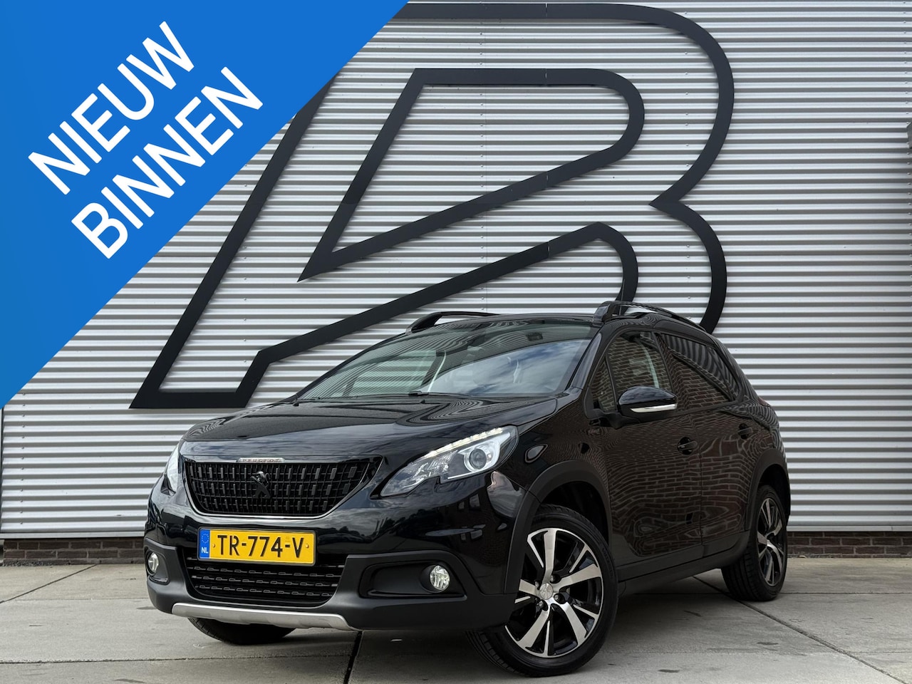 Peugeot 2008 - 1.2 PureTech GT-line Navi|Pano|Trekhaak|Camera|Carplay|Cruise|Clima|PDC|Stoelverwarming|Ni - AutoWereld.nl