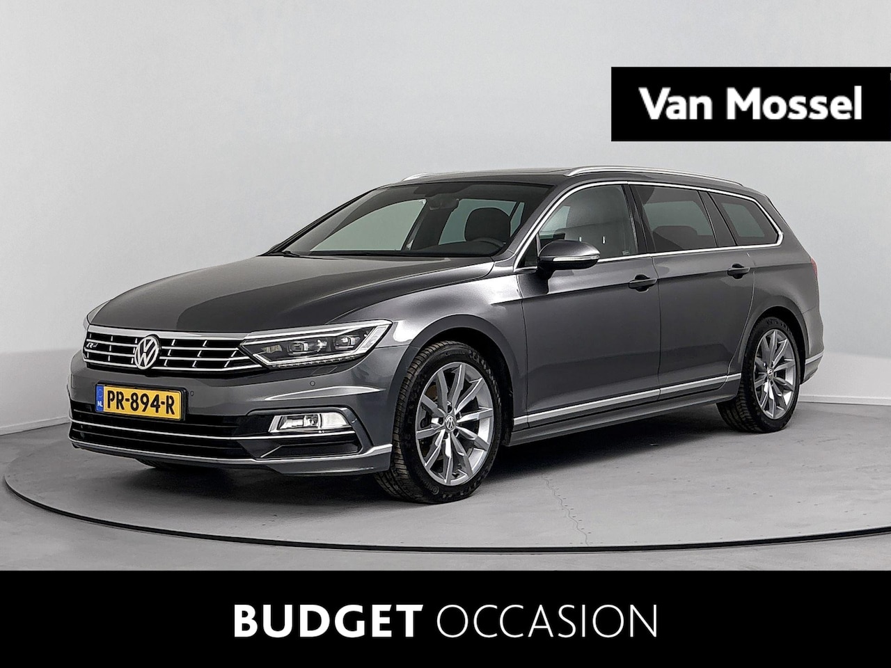 Volkswagen Passat Variant - 1.4 TSI Highline Business R 125 PK | Automaat | Apple Carplay | R-Line | Trekhaak | Ledere - AutoWereld.nl