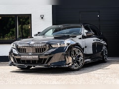 BMW 5-serie Touring - 530e M Sport PRO 360 H&K HUD Trekhaak