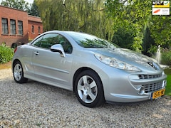 Peugeot 207 CC - 1.6-16V T Sport AIRCO/leer