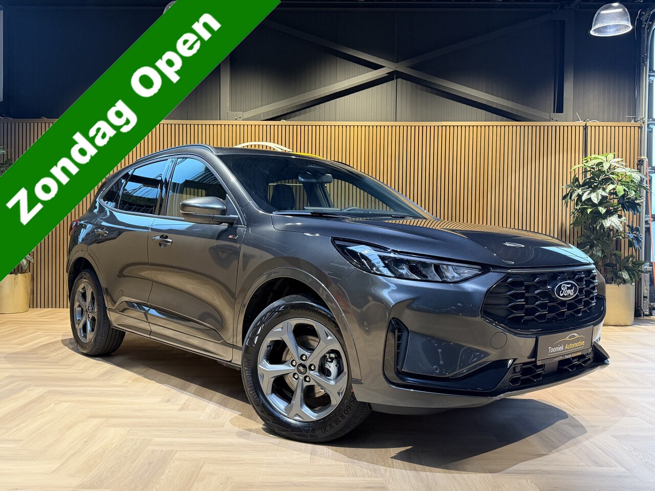 Ford Kuga - 2.5 PHEV ST-Line | WINTERPAKKET | VERWARMD STUUR/STOELEN | 243 PK - AutoWereld.nl