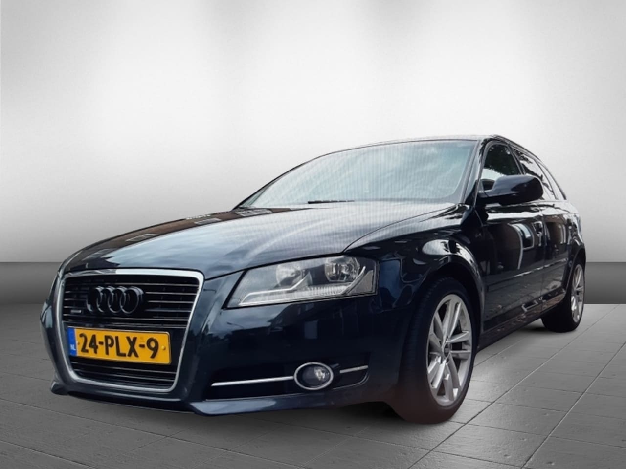 Audi A3 Sportback - 2.0 TDI Quatro Attraction Business Edition - AutoWereld.nl