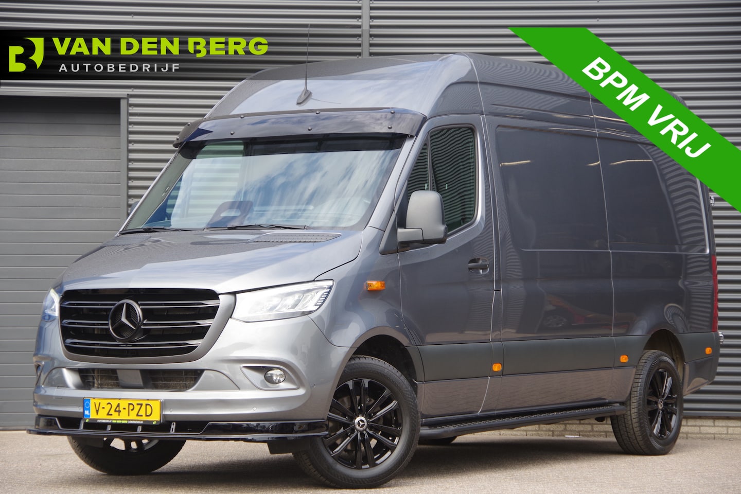 Mercedes-Benz Sprinter - 317 1.9 CDI L2H2 3-ZITS, FACELIFT, AUT. LED, STOELVERWARMING, MBUX 10'', CAMERA, NAVI, CRU - AutoWereld.nl
