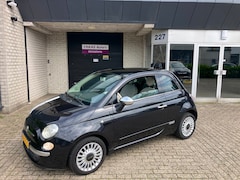 Fiat 500 - 1.2 Lounge / AUTOMAAT / PANO DAK / AIRCO / ALU VELGEN / APK APRIL 2027