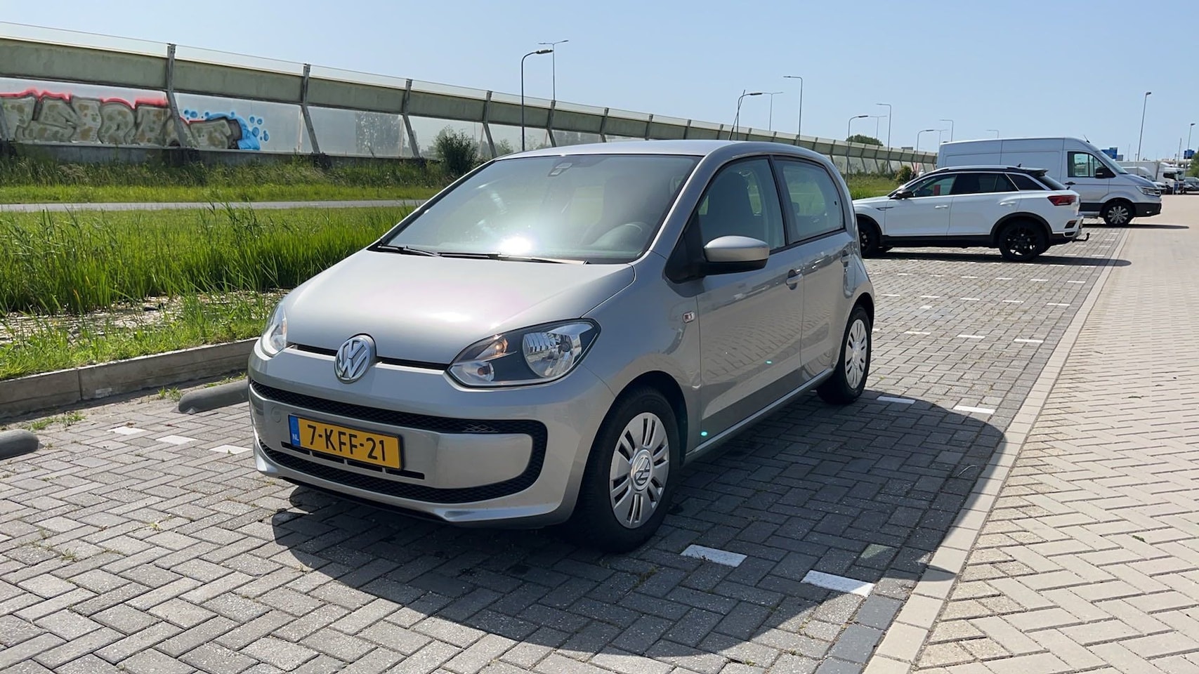 Volkswagen Up! - 1.0 move up! BlueMotion - AutoWereld.nl