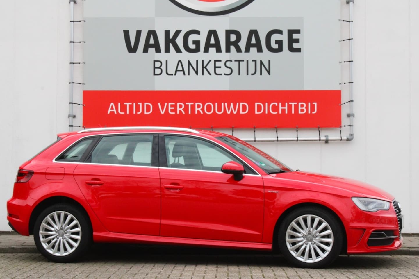 Audi A3 Sportback - PHEV 1.4 e-tron Attraction PlusLine - AutoWereld.nl