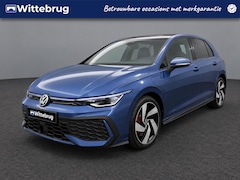 Volkswagen Golf - 1.5 eHybrid 272pk GTE DSG Automaat Panoramadak / 18"LM velgen / Trekhaak / Navigatie/ App