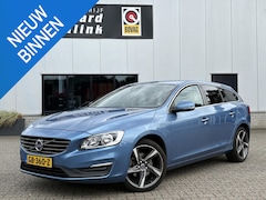 Volvo V60 - 1.6 T3 Momentum EX BPM EXPORT NAV CRUISE TREKHAAK