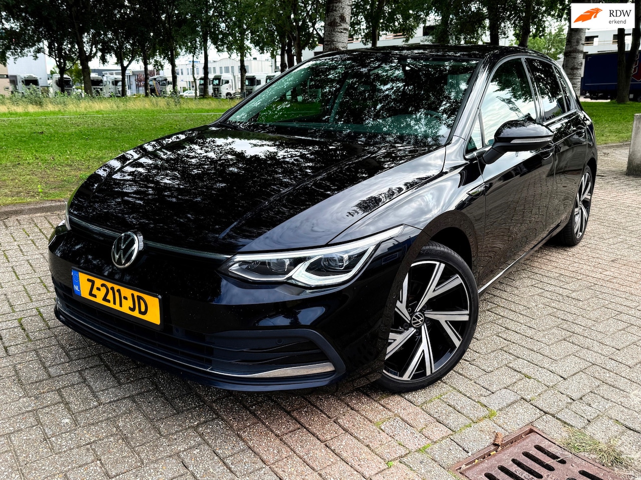 Volkswagen Golf - 1.5 eTSI Style 1.5 eTSI Style - AutoWereld.nl